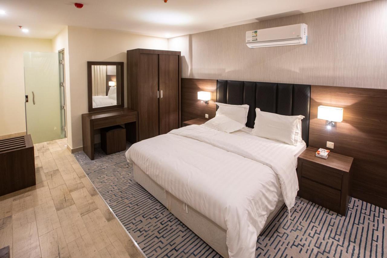 Olive Tree Hotel Tabuk Extérieur photo