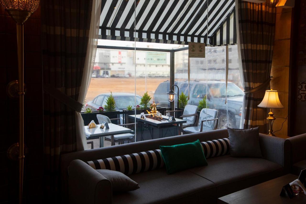 Olive Tree Hotel Tabuk Extérieur photo