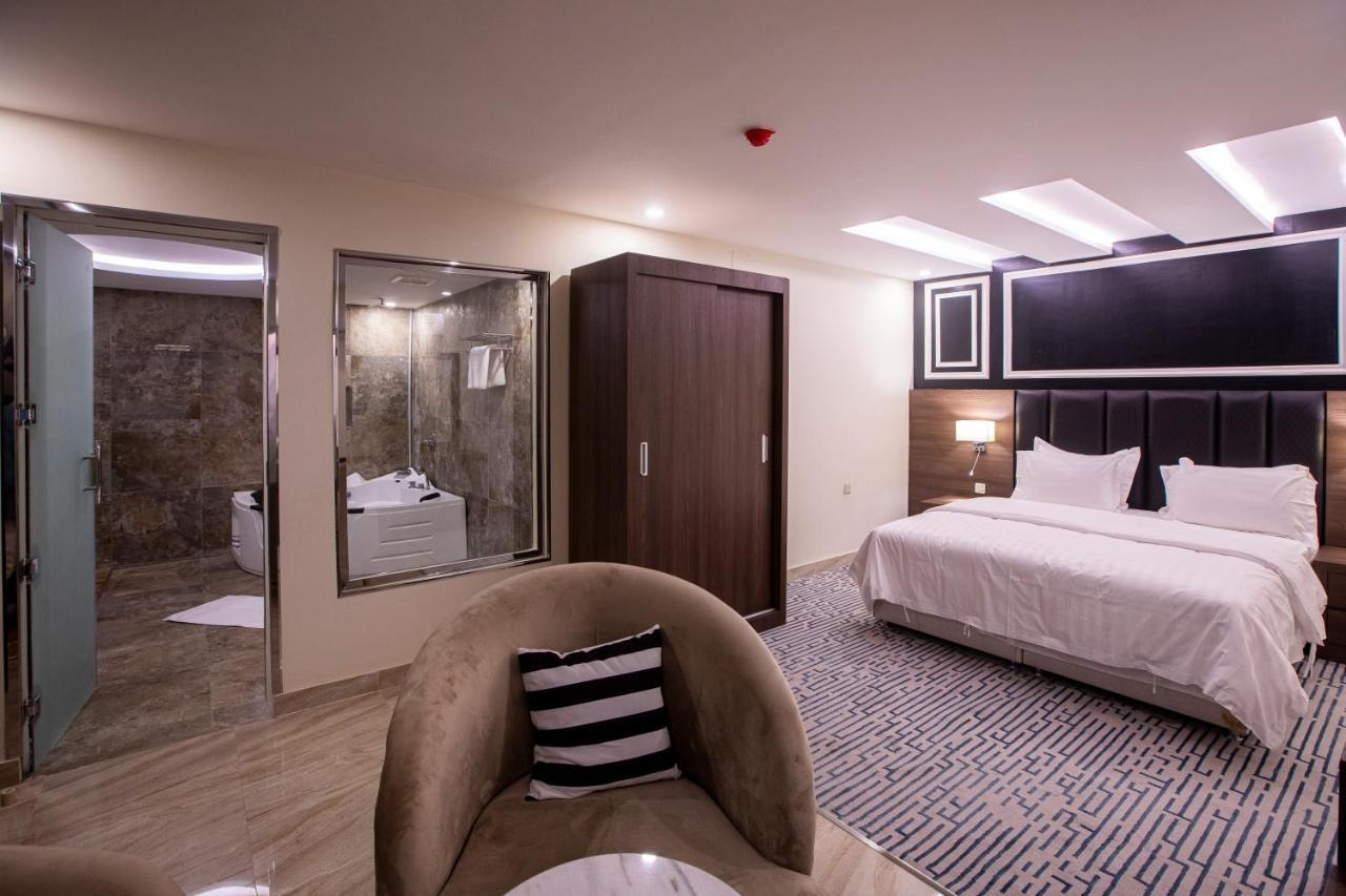 Olive Tree Hotel Tabuk Extérieur photo