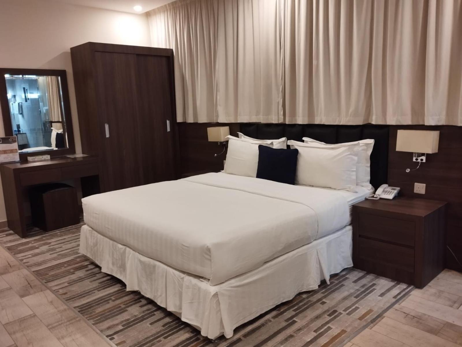 Olive Tree Hotel Tabuk Extérieur photo