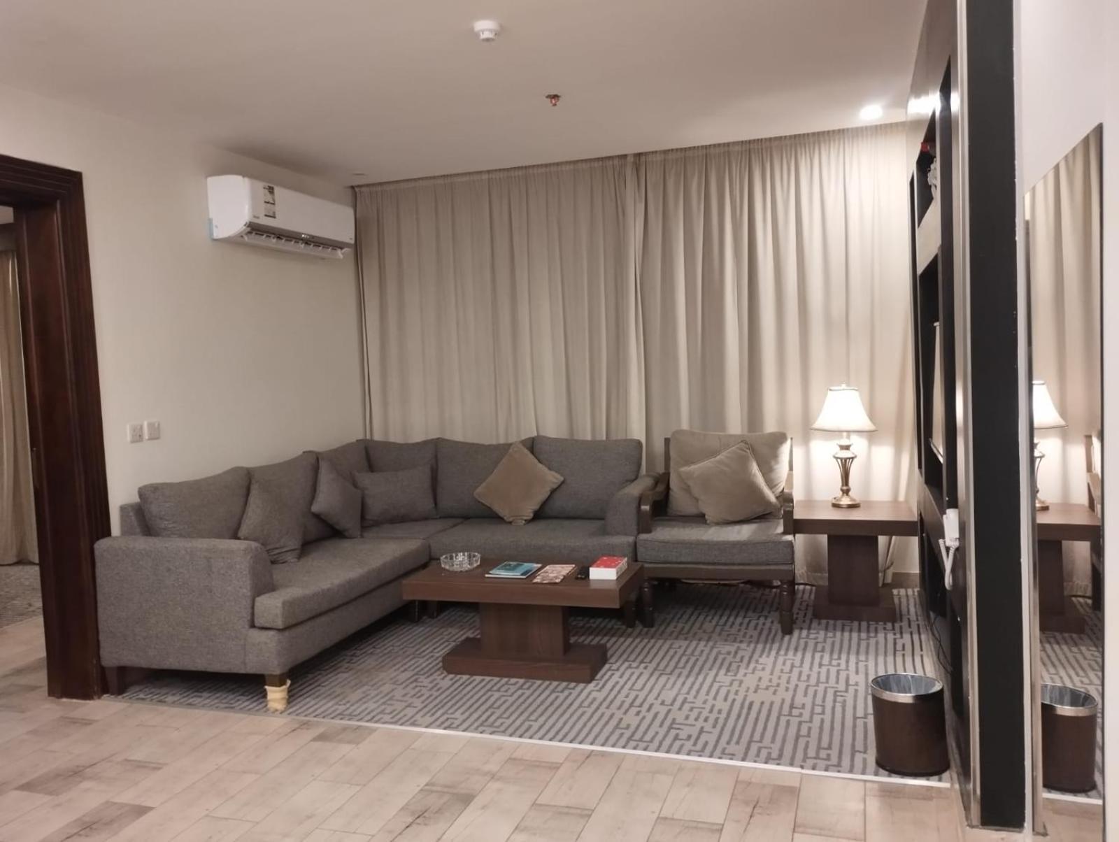 Olive Tree Hotel Tabuk Extérieur photo